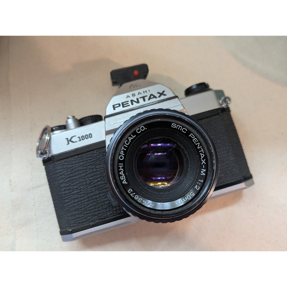 Asahi Pentax K1000 35mm SLR Film Camera with SMC Pentax-M 50mm f2 Lens Silver